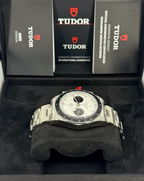 Tudor Black Bay Chrono M79360N-0012